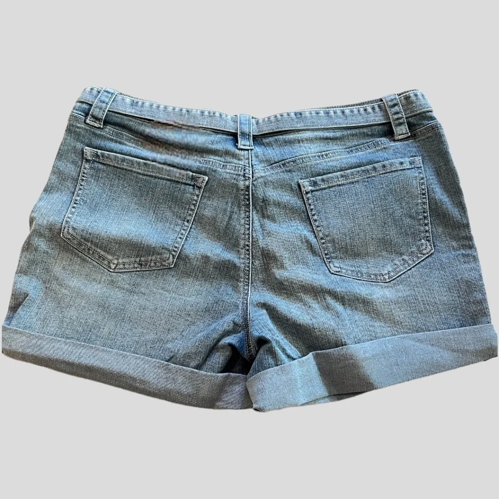 STYLE & CO Women's Rolled Hem Utility Jean Shorts w/Tie Belt NWT/Size 12